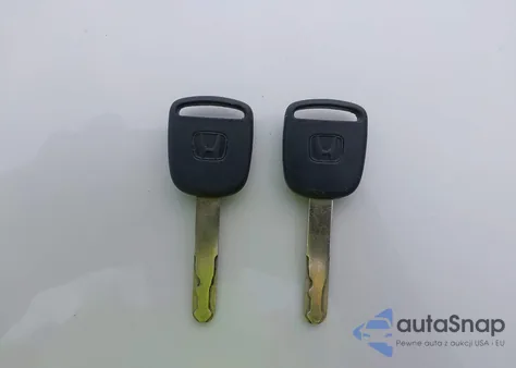 2010 Honda Fit z USA, uszkodzony, nr VIN JHMGE8H26AS012100